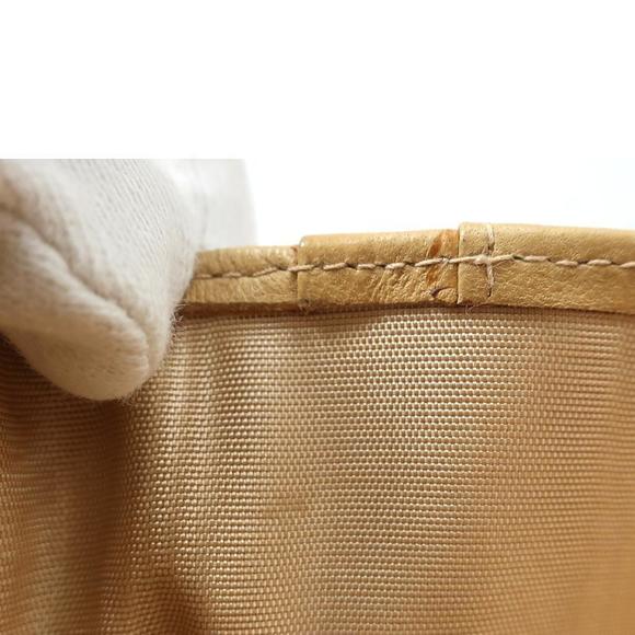 Chanel Wallet Beige Leather Bi-Fold - Picture 9 of 10